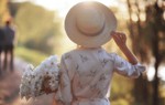 Chồng liên tục ngoại tình nhưng lại ám ảnh vợ thay lòng đổi dạ