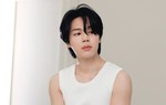 Jimin (BTS) bán được hơn 1 triệu album trong ngày đầu nhưng không được công nhận