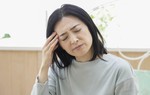 Nhẹ nhàng vượt qua những cơn bốc hỏa ở tuổi mãn kinh
