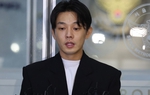 Yoo Ah In có động thái mới sau khi bị chỉ trích là xin lỗi thiếu chân thành