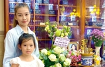 Con gái đến viếng Mai Phương vào ngày giỗ 3 năm