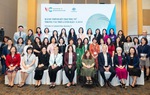 Thúc đẩy vai trò lãnh đạo của phụ nữ