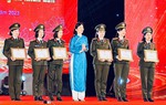 Trao giải “Vũ điệu tháng Ba” và “Tự hào người nữ chiến sĩ Công an nhân dân”