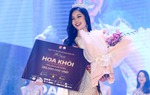 Nguyễn Thục Uyên Nhi đăng quang Hoa khôi Báo chí 2023