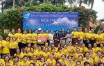 Sôi động màn trình diễn múa dân vũ trên biển của hơn 300 cán bộ Hội Phụ nữ