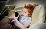 5 hành vi của cha mẹ làm giảm IQ của con khi còn nhỏ