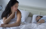 Ngày cưới, bố mẹ cho 2 cây vàng nhưng khi mẹ tôi bệnh, chồng không muốn giúp