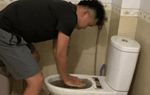 Người dùng chia sẻ cách thông bồn cầu tắc chỉ với 5.000 đồng, liệu có hiệu quả không?