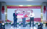 Agribank trao thưởng giải Đặc biệt 01 tỷ đồng cho khách hàng gửi tiền tại Sóc Trăng