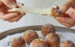 Cách làm bánh rán ngon - nhanh - dễ để bạn trổ tài đãi cả nhà dịp nghỉ lễ