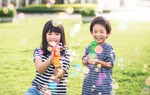 Cha mẹ làm 5 điều sẽ giúp con cái hòa thuận