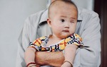 Lời khẩn cầu của ông nội xin cứu bé gái 14 tháng tuổi phải bỏ một bên mắt vì ung thư