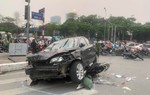 Hà Nội: "Xe điên" mất lái đâm hàng loạt người và phương tiện trên đường Võ Chí Công