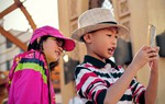 Sau giờ học, trẻ nên chơi hay làm bài trước? 