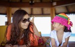 Bạn nghĩ sao về quan điểm: Cho con đi du lịch sớm là lãng phí?