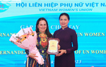 Hội LHPN Việt Nam vinh danh bà Elisa Fernandez - Trưởng đại diện UN Women tại Việt Nam