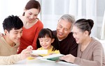 6 lời khuyên dành cho ông bà đang chăm cháu 