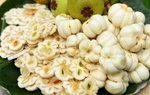 Bổ măng cụt xanh siêu nhanh chỉ với 1 lần gọt, bạn đã biết chưa?