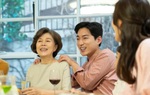 Bố mẹ chồng tặng món quà lớn để giữ con dâu ở lại quê