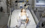 Vụ bé gái 2 tháng tuổi bị bạo hành: Hội LHPN tỉnh Lâm Đồng hỗ trợ gia đình cháu bé