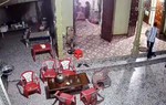 Vụ chồng đâm vợ rồi sang đốt nhà hàng xóm: Người vợ đã tử vong