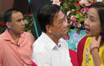 Đối phương tiết lộ thu nhập, người phụ nữ U60 than "sao sống được" và câu đáp trả khiến tất cả đồng tình