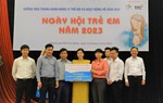 Thêm 65 trẻ mồ côi do dịch Covid-19 của TPHCM có "Mẹ đỡ đầu"