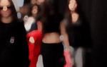 Nữ idol Kpop khoe body thon gọn khó tin