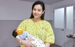 Phương Trinh Jolie tươi tắn bên con trai mới sinh 