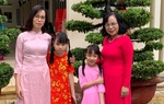 Bà ngoại U70 coi việc chăm cháu là hạnh phúc