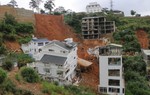 Tạm đình chỉ công tác Trưởng phòng Quản lý đô thị Đà Lạt sau vụ sạt lở nghiêm trọng khiến 2 người thiệt mạng