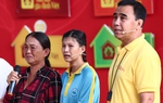 Cô bé gây xúc động khi nói: "Con muốn giống chú Quyền Linh để giúp đỡ người nghèo như con"