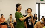 Những lớp học bổ ích cho mẹ - con tại trại hè "Hoa hướng dương"