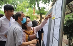 Biết điểm thi vào lớp 10, nhiều phụ huynh cuống cuồng nộp hồ sơ vào trường ngoài công lập cho con