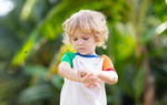 10 tình trạng gây phát ban và sẩn ngứa da mùa hè ở trẻ
