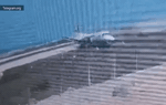 Khoảnh khắc máy bay Somalia chệch khỏi đường băng, mất kiểm soát vỡ tan tành gây hoảng loạn ngày 11/7