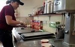 Sự thật tại Mỹ: Gần 200 nhân viên công ty bán kem trở thành triệu phú USD nhờ đãi ngộ "độc lạ"