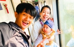 Ông bố trẻ đưa gia đình đi du lịch muôn nơi, mong tuổi thơ con có nhiều trải nghiệm