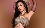 Bất ngờ với diện mạo mới của Hương Tràm, gợi cảm hơn ở tuổi 28