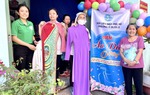 Ngôi nhà Hội ấm áp tình yêu thương với Điểm “Áo dài 0 đồng”