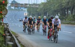 Hà Nội: Những đoàn xe đạp "chạy đua với tử thần" trên đường Võ Nguyên Giáp