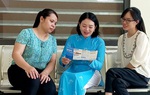 "Đi từng ngõ, gõ từng nhà" vận động người dân tham gia BHXH tự nguyện
