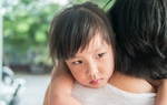 Trò chuyện với đứa trẻ 7 tuổi, nữ giáo sư giật mình trước cách dạy con tai hại 