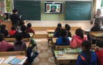 Thiếu giáo viên tiếng Anh, 2.600 học sinh Mèo Vạc học trực tuyến từ Hà Nội