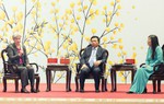 Nhiều chương trình hỗ trợ các doanh nghiệp nhỏ và siêu nhỏ do phụ nữ lãnh đạo được tài trợ bởi Chính phủ Australia
