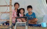 Người đàn bà chắp nối yêu thương