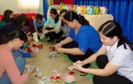 Nuôi heo đất tiết kiệm để giảm nghèo và mua bảo hiểm y tế cho hội viên, phụ nữ