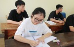 Khi thủ khoa không còn là “tấm vé” đỗ đại học tuyệt đối