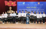 Học bổng Hoàng Ngân chắp cánh ước mơ cho các em học sinh tỉnh Nam Định 