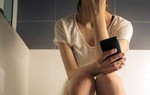 Thói quen xấu khi đi vệ sinh gây hại sức khỏe 